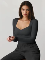 White Semi Sweetheart Neck Top Slim Fit Long Sleeve Elegant Blouse for Casual Office Evening Wear Professional Women's Fashion — view 3