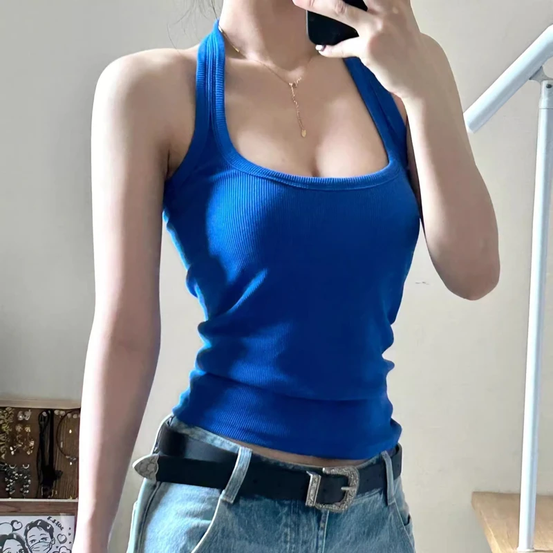 Elegant Women's Fitted Scoop Neck Tank Top Casual Formal Wear Comfortable Stretch Fabric Sleeveless Design All Seasons — view 1